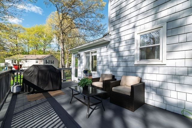 68 Alden St, Foxboro, MA 02035