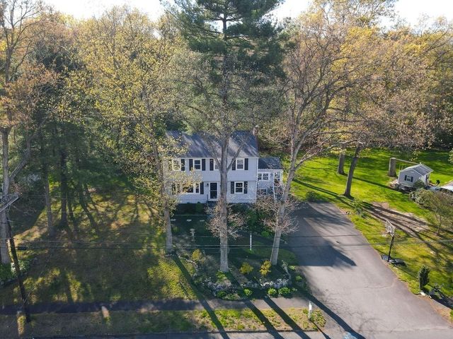68 Alden St, Foxboro, MA 02035