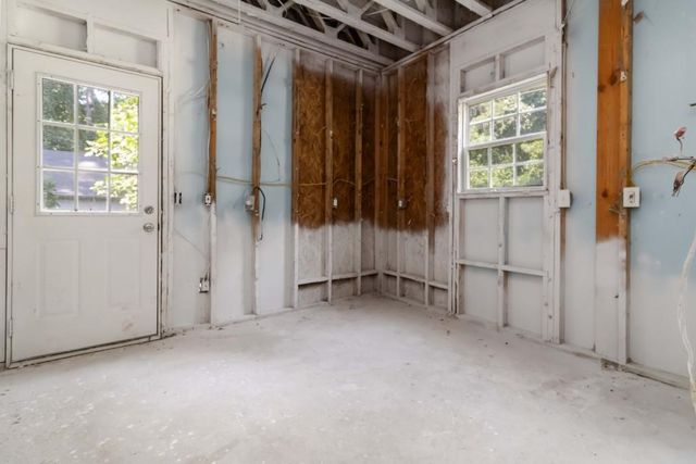 9005 Lemans Trail, Gainesville, GA 30506