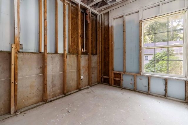 9005 Lemans Trail, Gainesville, GA 30506