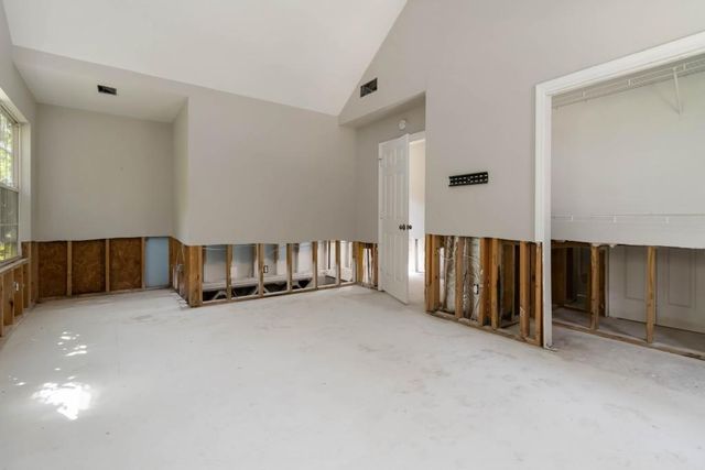 9005 Lemans Trail, Gainesville, GA 30506