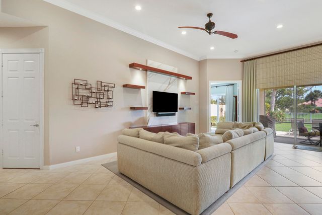 8435 Belize Place, Wellington, FL 33414