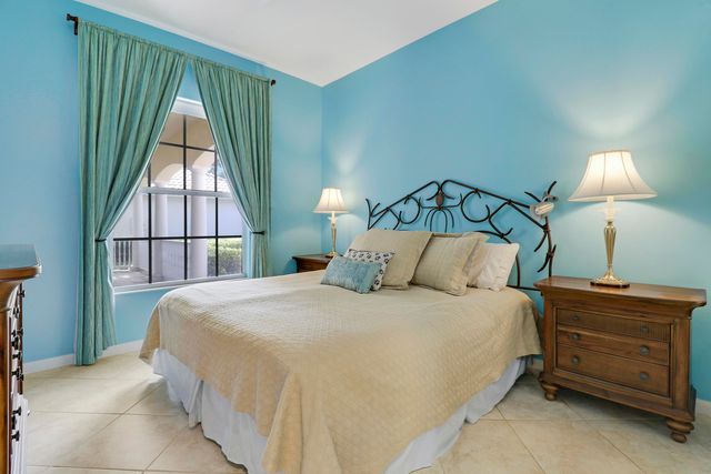 8435 Belize Place, Wellington, FL 33414