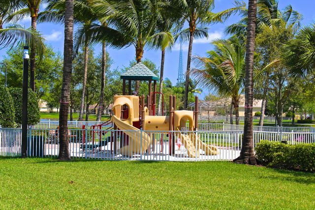 8435 Belize Place, Wellington, FL 33414