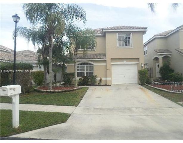 6836 Long Key St, Lake Worth, FL 33467