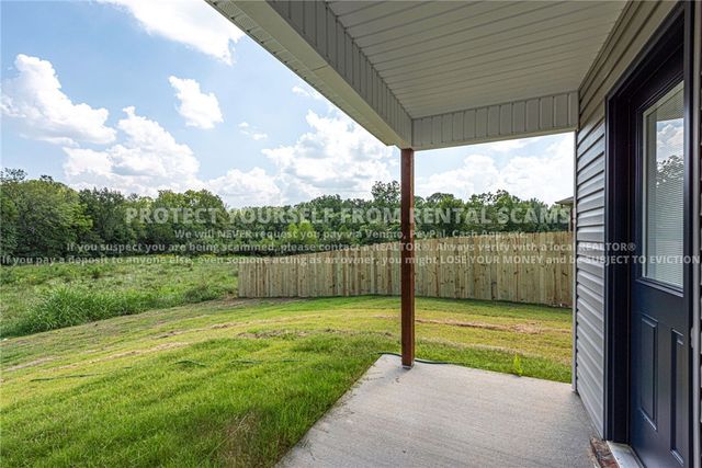 1151 E Sparrow Circle, Fayetteville, AR 72701