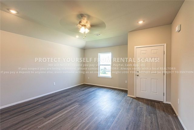 1151 E Sparrow Circle, Fayetteville, AR 72701
