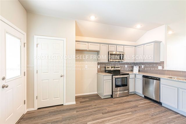 1151 E Sparrow Circle, Fayetteville, AR 72701