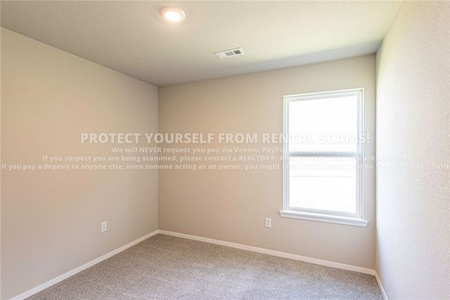 1151 E Sparrow Circle, Fayetteville, AR 72701