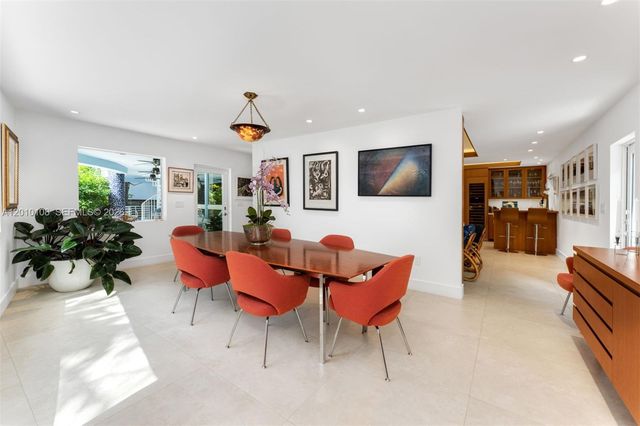 690 Warren Lane, Key Biscayne, FL 33149