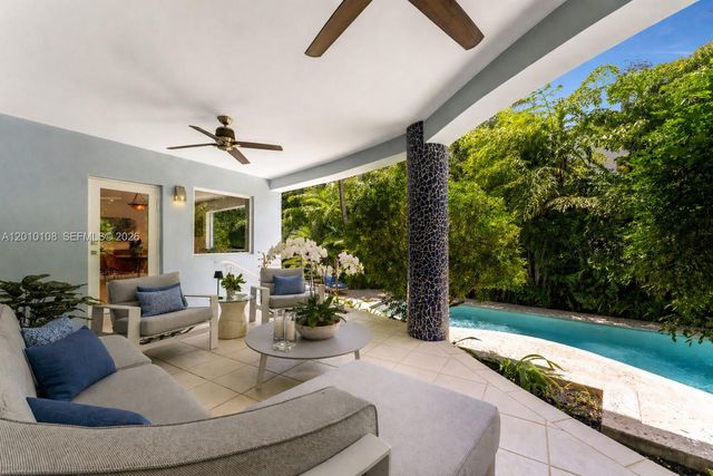 690 Warren Lane, Key Biscayne, FL 33149