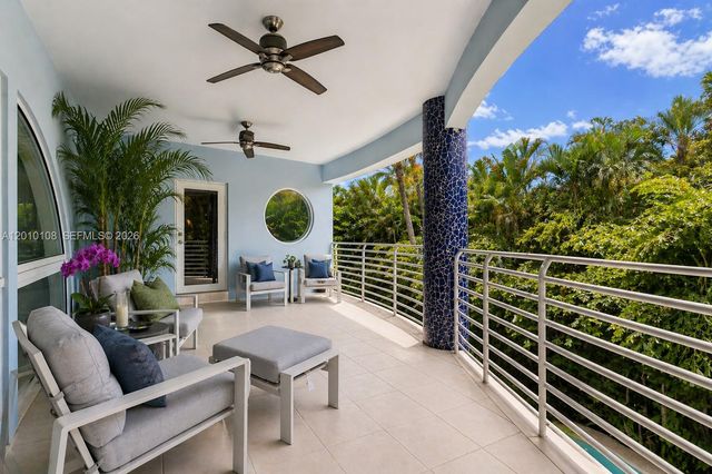 690 Warren Lane, Key Biscayne, FL 33149