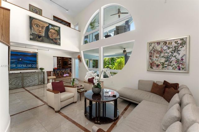 690 Warren Lane, Key Biscayne, FL 33149