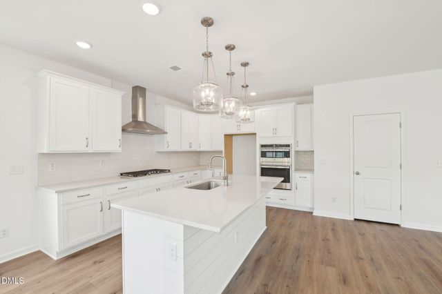 1521 Immagene Way 82, Fuquay Varina, NC 27526