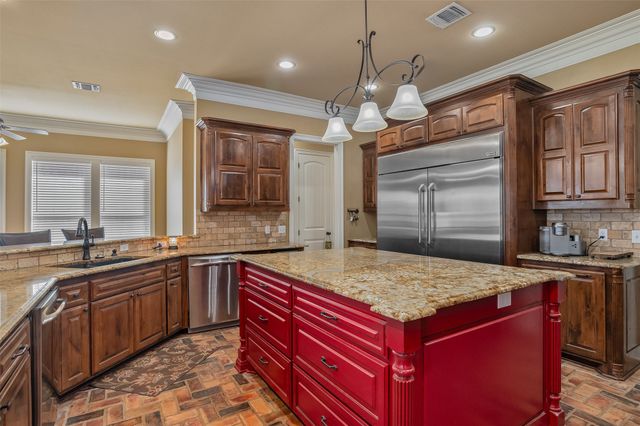 9463 Wrenwood Boulevard, Shreveport, LA 71106