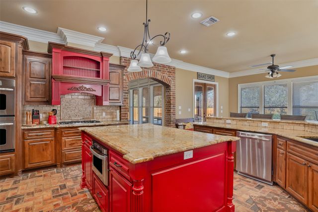 9463 Wrenwood Boulevard, Shreveport, LA 71106