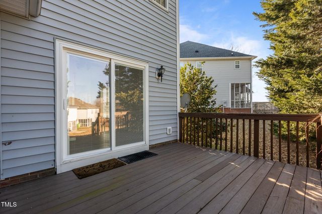 5367 Cog Hill Court, Raleigh, NC 27604