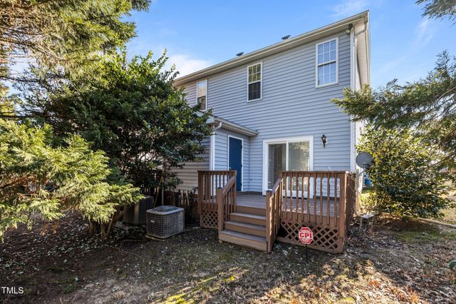 5367 Cog Hill Court, Raleigh, NC 27604