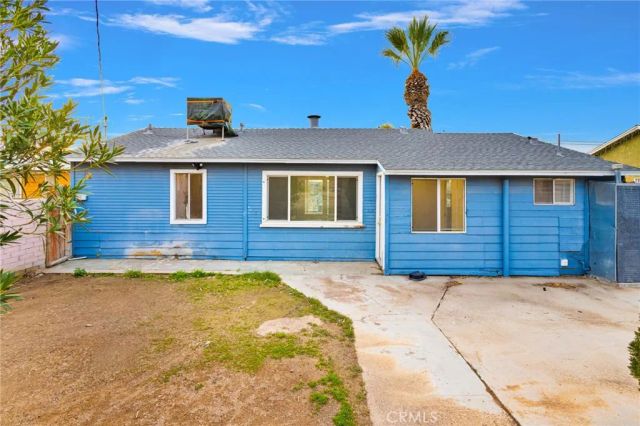 127 May Avenue, Barstow, CA 92311