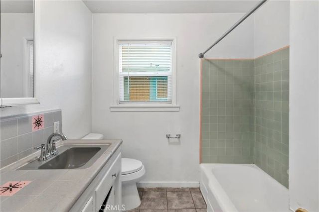 127 May Avenue, Barstow, CA 92311