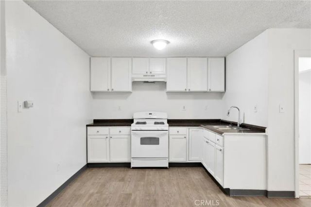 127 May Avenue, Barstow, CA 92311