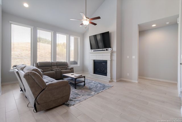 128 talavera, Boerne, TX 78006