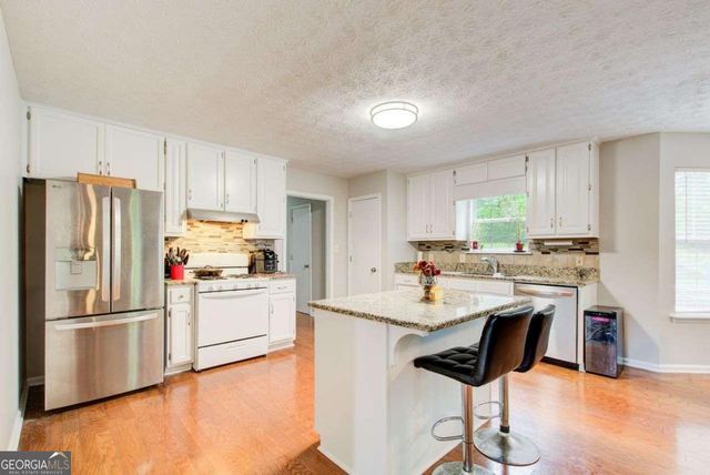 649 McKenzie Circle, Stockbridge, GA 30281