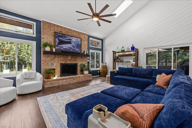 2504 Sevilla CT, Virginia Beach, VA 23456