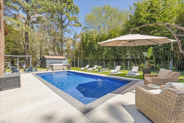 2504 Sevilla CT, Virginia Beach, VA 23456