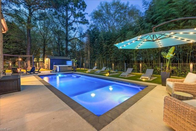 2504 Sevilla CT, Virginia Beach, VA 23456