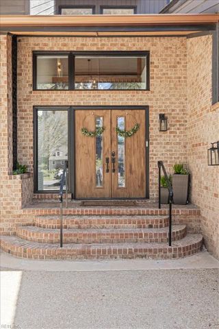 2504 Sevilla CT, Virginia Beach, VA 23456