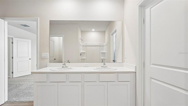5423 SILVER MOONLIGHT DRIVE, Palmetto, FL 34221