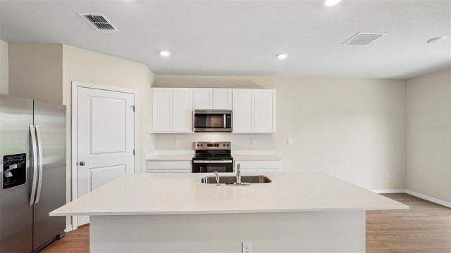 5423 SILVER MOONLIGHT DRIVE, Palmetto, FL 34221