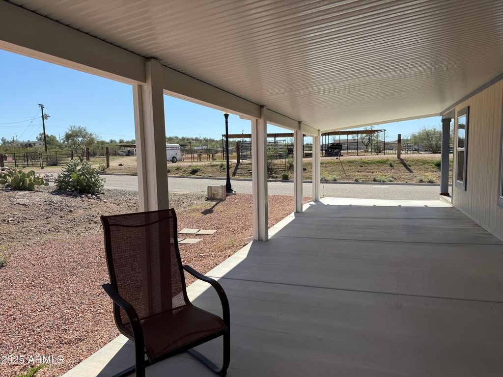 2501 W Wickenburg Way -- 335, Wickenburg, AZ 85390 — photo 2