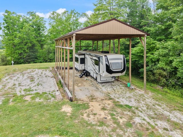 187 Caudill Road, West Liberty, KY 41472