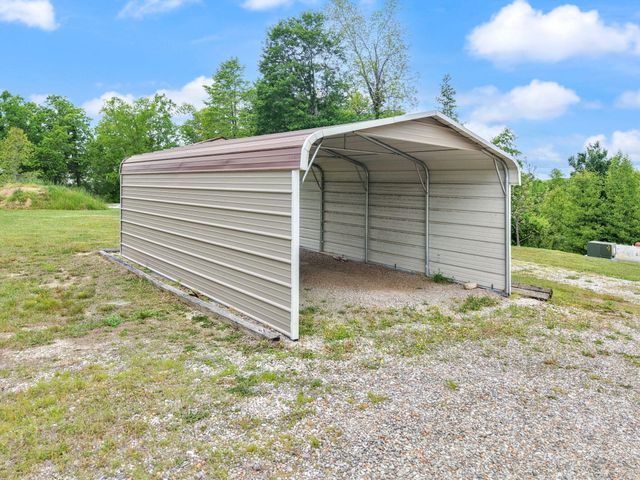 187 Caudill Road, West Liberty, KY 41472