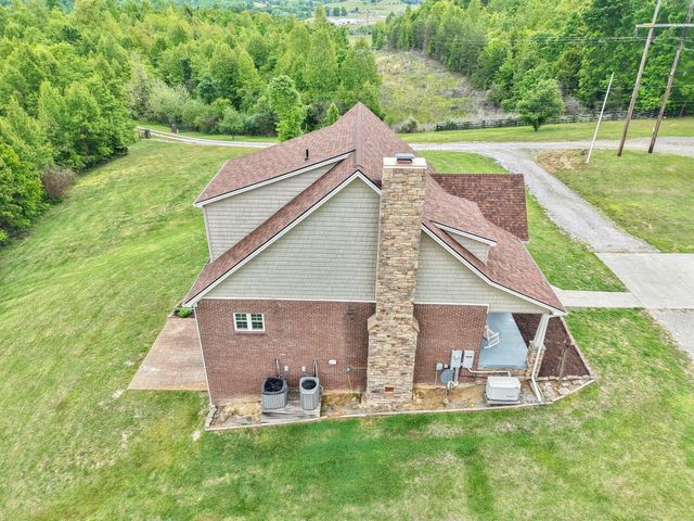 187 Caudill Road, West Liberty, KY 41472