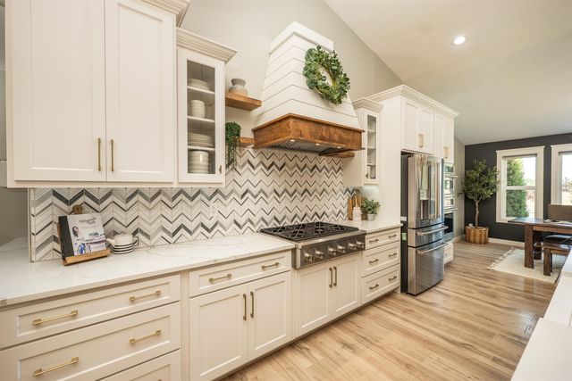 21411 N Spotted Rd, Deer Park, WA 99006