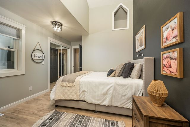 21411 N Spotted Rd, Deer Park, WA 99006