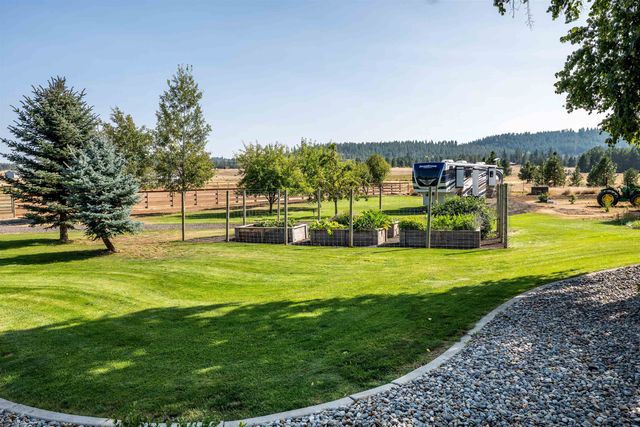 21411 N Spotted Rd, Deer Park, WA 99006