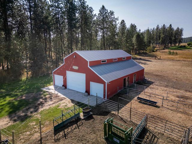 21411 N Spotted Rd, Deer Park, WA 99006