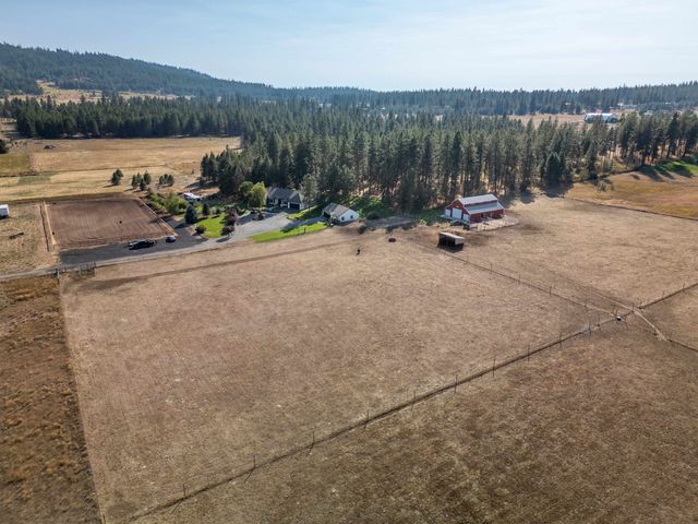 21411 N Spotted Rd, Deer Park, WA 99006