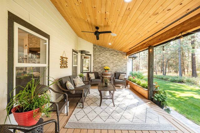 21411 N Spotted Rd, Deer Park, WA 99006