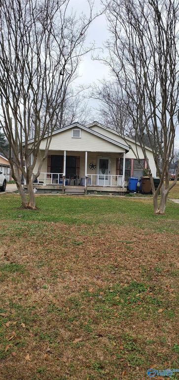 612 NW Stewart Street, Hartselle, AL 35622