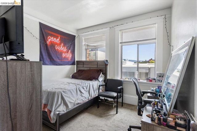 498 25th Street, Oakland, CA 94612