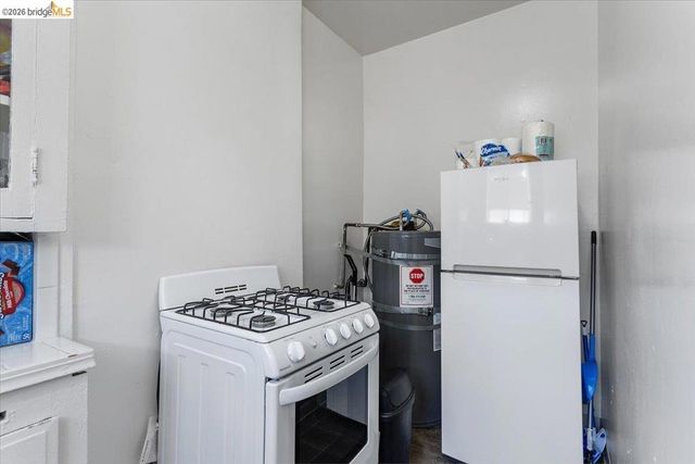 498 25th Street, Oakland, CA 94612