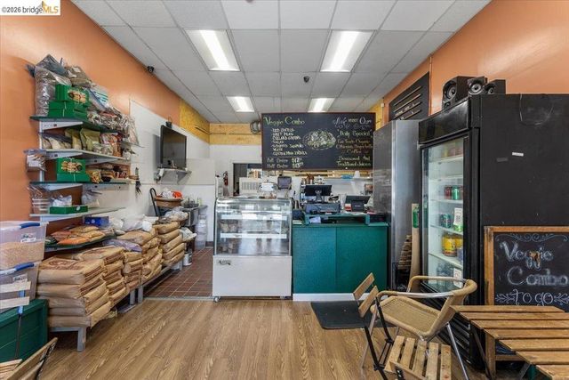 498 25th Street, Oakland, CA 94612