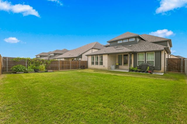 1717 Canals Drive, Little Elm, TX 75068