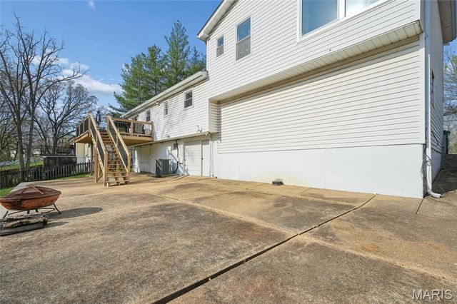 2332 Mickey Drive, High Ridge, MO 63049