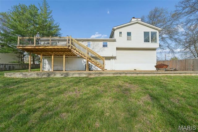2332 Mickey Drive, High Ridge, MO 63049